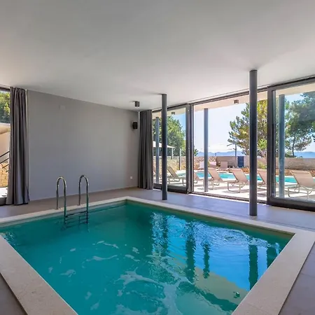 Luca Villa Zadar