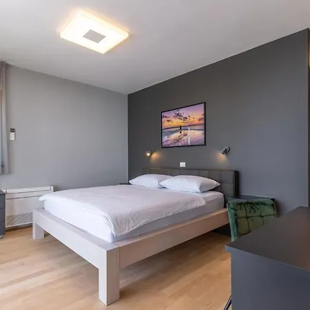 Luca Villa Zadar